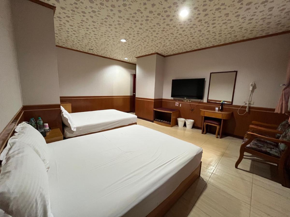 Jiaoxi Hot Spring Hotel Εξωτερικό φωτογραφία